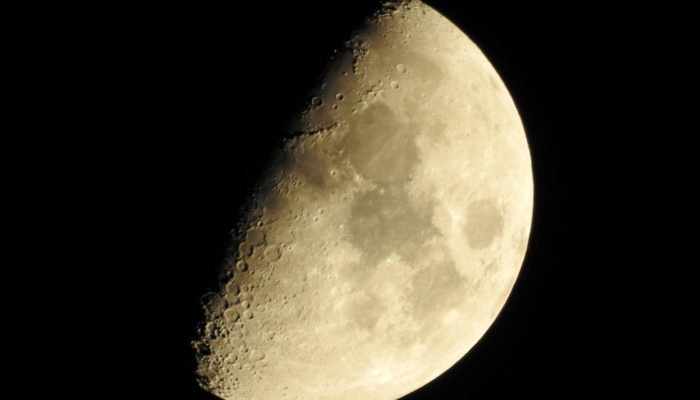 Imaggeo On Monday: Increasing Moon – seen from Hamburg