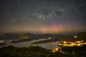 Imaggeo On Monday: Aurora Australis with Southern Cross and Pointer stars