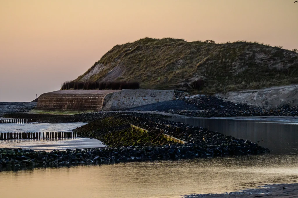 Imaggeo On Monday: Different structures for coastal management