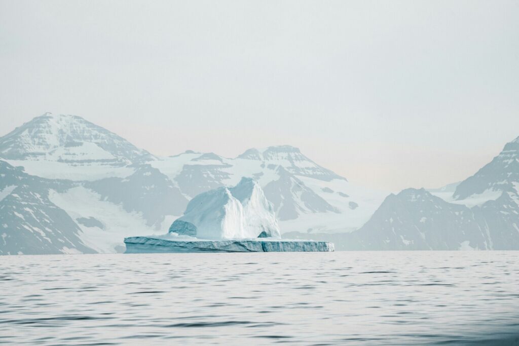 A 12-meter sediment core reveals secrets of the Arctic’s past climate