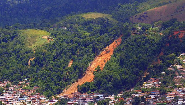 Rainfall related geohazards: floods, landslides and mudslides in Rio – A dangerous combination of nature and human-related factors