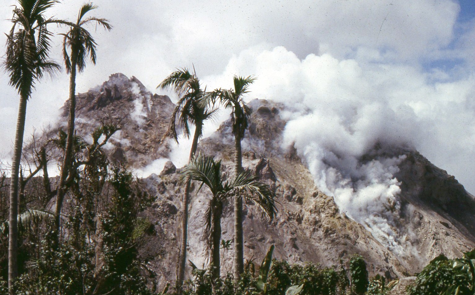 The lava dome of the Soufrière Hills Volcano, Montserrat, February 1998
