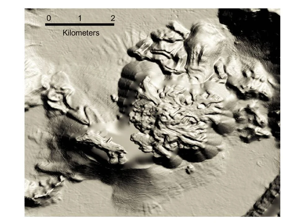 Growth of the Kameni Islands Volcano, Santorini, Greece