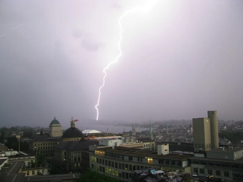 Zurich lit by lightning by Ryan Teuling, distributed by EGU under a Creative Commons licence.