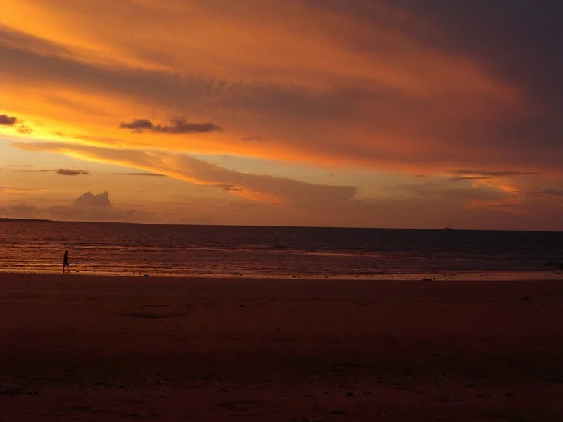 Orange anvils by Katja Weigel, distributed by EGU under a Creative Commons licence.