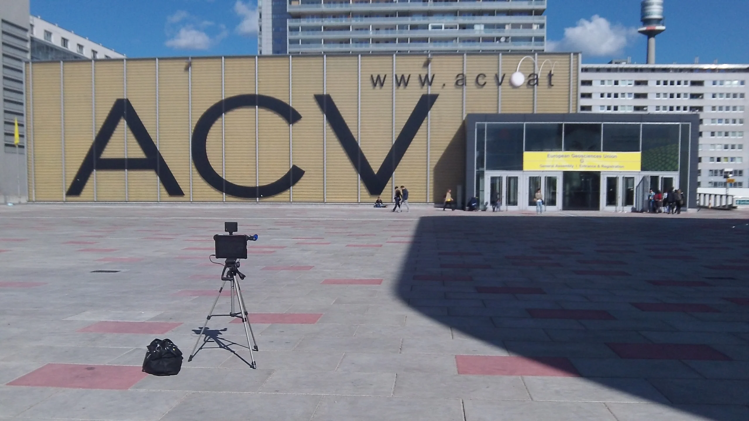 Filming the ACV with an iPad