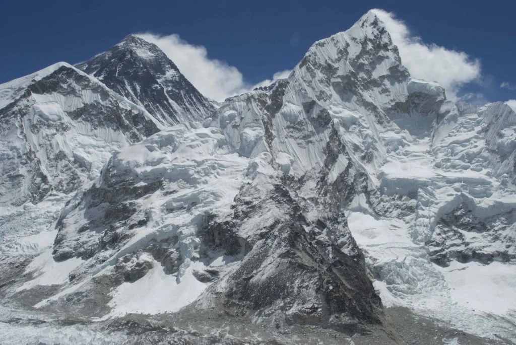 The spectacular view of the Everest and the Lhotse from Kala Patthar. (Credit: Jane Qiu) 