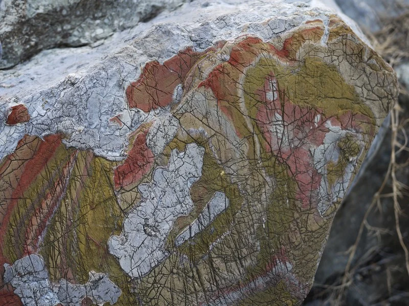 Oxidised and eroded limestone layers, resembling patterns of a geological map. (Credit: Martin Reiser, distributed via imaggeo.egu.eu)