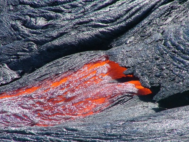 Fresh Breakout in the lava fields. (Credit: Kate Dobson via imaggeo.egu.eu)