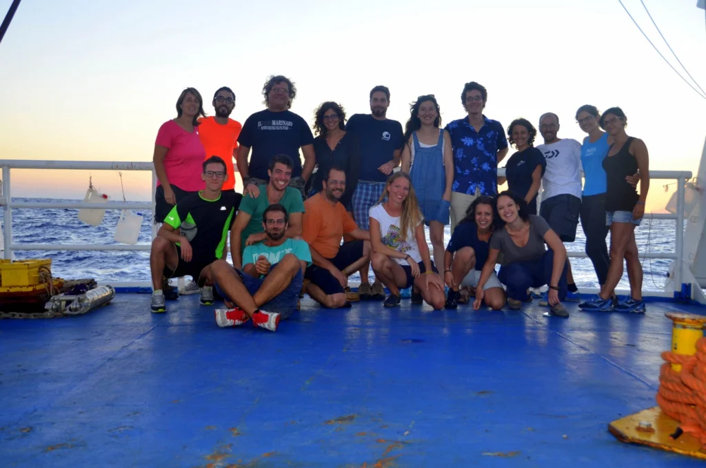 First leg scientific crew on-board. Photo credits Sara Durante 