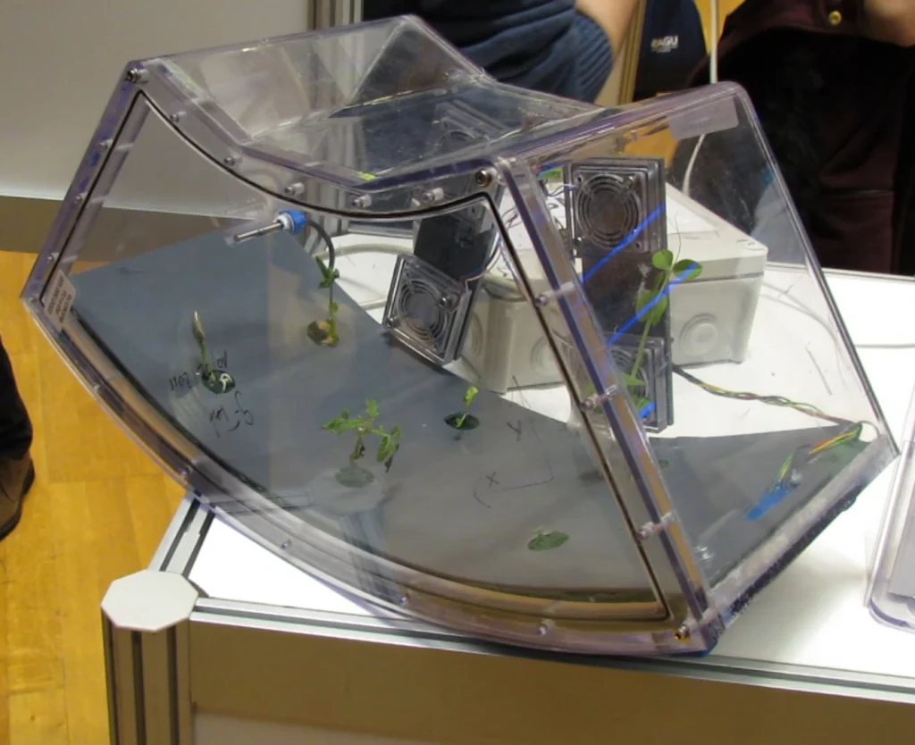 The greenhouse which forms part of the EU:CROPIS project. The greenhouse is home to Thomas and Lukas' water sensor. (Credit: Kai Boggild/EGU)