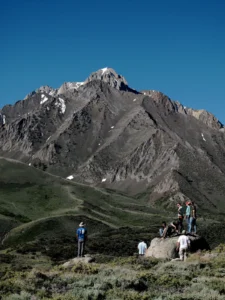 UCSC undergraduate students taking in the neotectonics, glacial geomorphology, and volcanic history of the Mt. Morrison region of the Eastern Sierra Nevada as part of a capstone field class for Earth & Planetary Science majors. Credit: Peter Lippert.