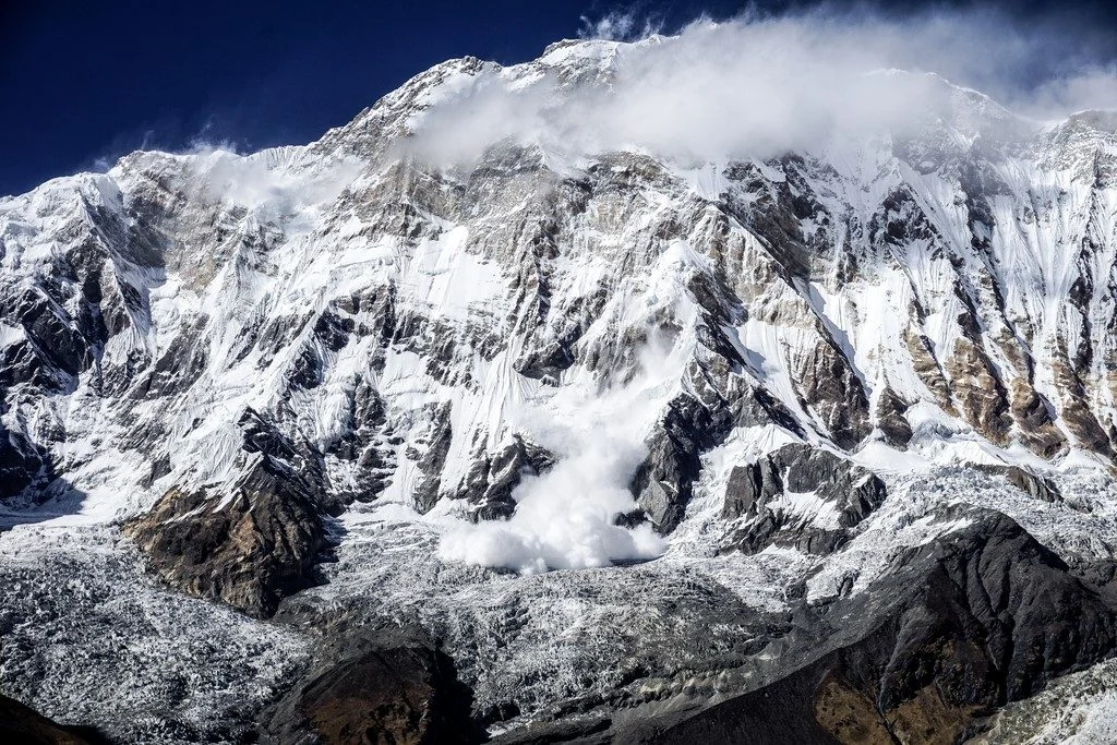 Imaggeo on Mondays: A dramatic avalanche from Annapurna South