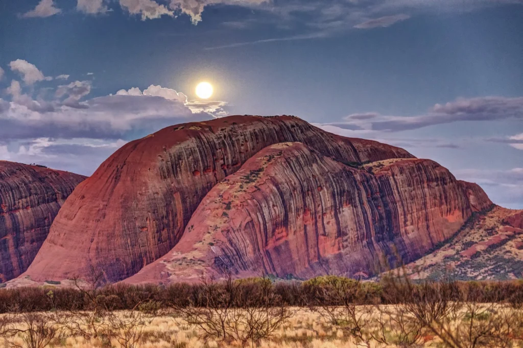 Imaggeo on Mondays: Moonrise at Kata Tjuta