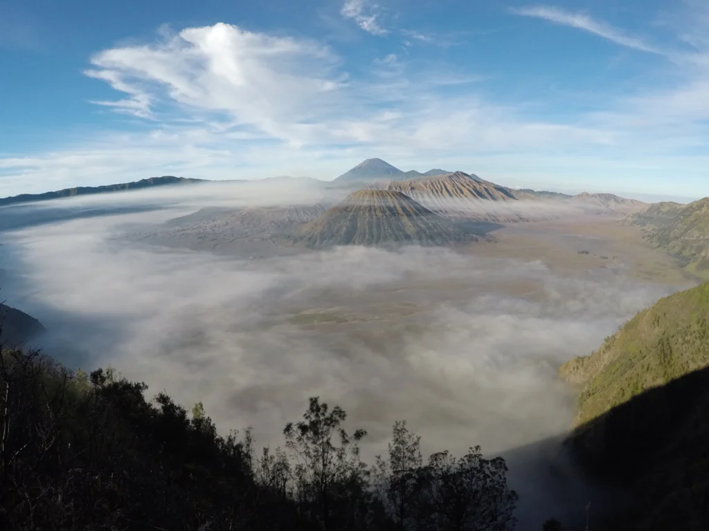 Imaggeo On Monday: Morning view of volcanoes in Java, Indonesia