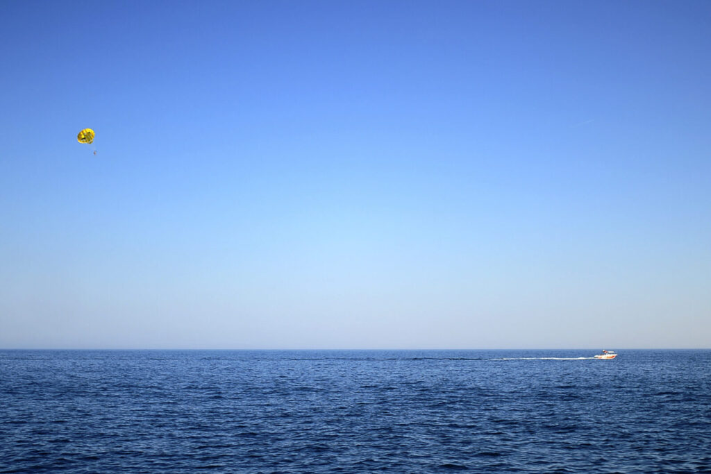 Surf’s up and so are marine heatwaves! How AI is forewarning the Mediterranean’s ocean sizzle
