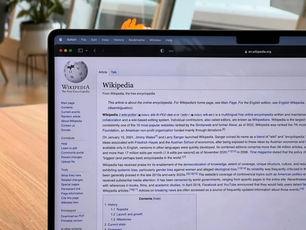 25 years of Wikipedia: The only thing more layered than the Grand Canyon!