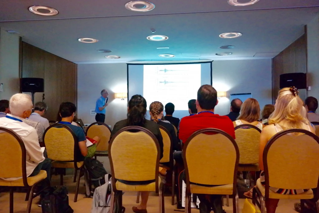 Roel Sneider talking about measuring and interpreting time-lapse changes in recorded waveforms.