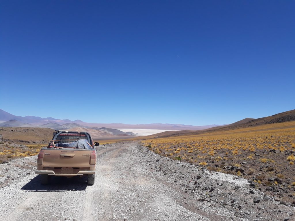 SENSORChat: The challenges of the Chilean seismologists in the Atacama desert