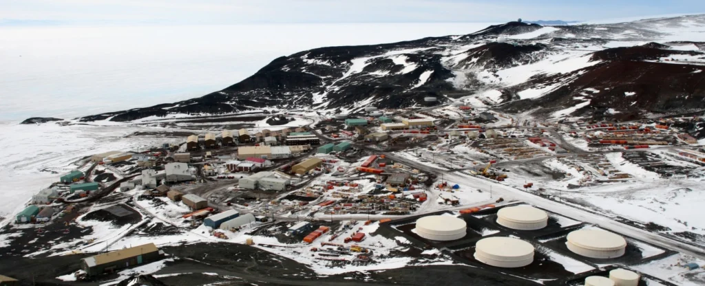 Mc Murdo Station on Ross Island (West Antarctica). The station is operated by the US Antarctic Program and can accommodate up to 1,000 people. [Credit: Gaelen Marsden on Wikimedia Commons]  