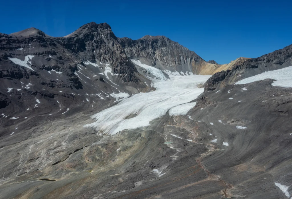Current challenges: high-altitude Chilean glacier monitoring in an extended drought