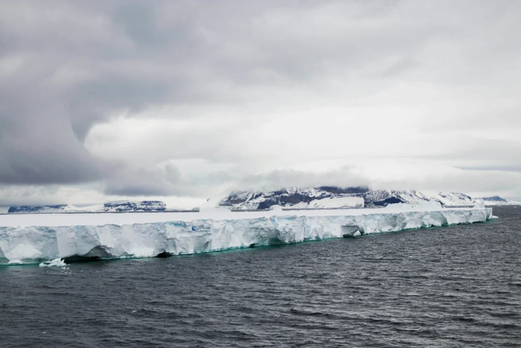 Will Antarctic ice shelves embark on their last journey soon?