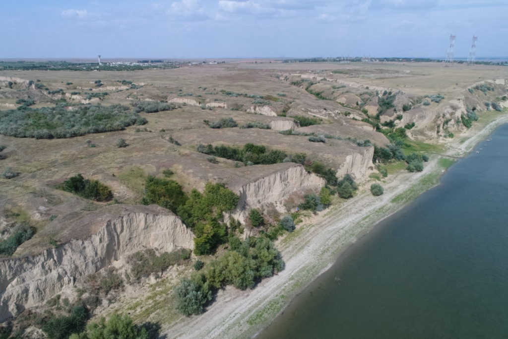 Dust thou art, and unto dust shalt thou return – palaeoclimatological implications of provenance studies of Southeast European loess deposits
