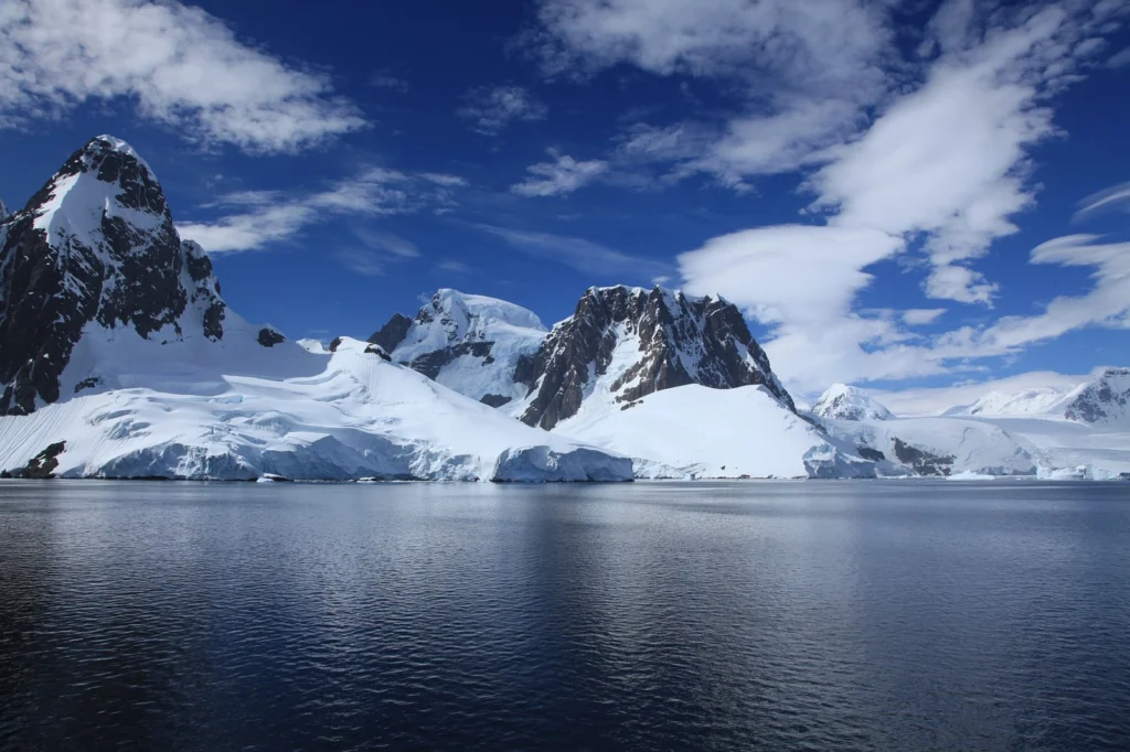 Was Antarctica glaciated during the Mesozoic?