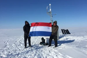 Picture_3_Dutch_flag