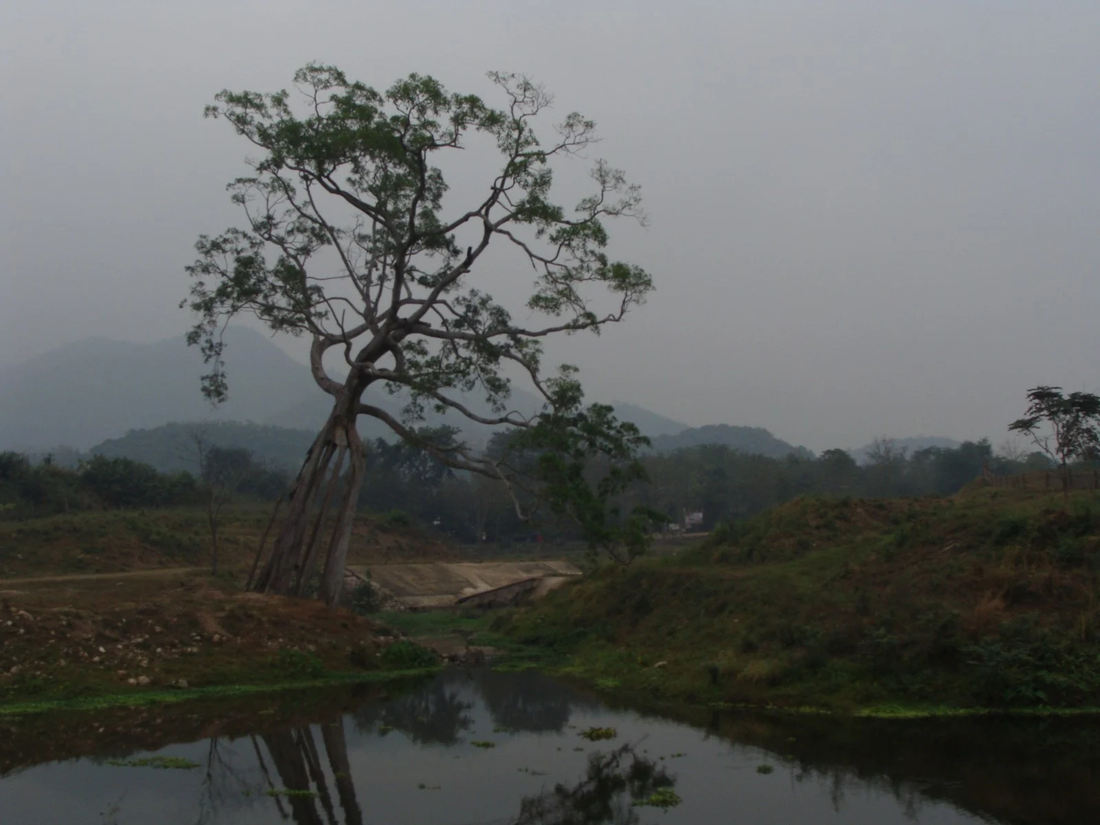Irrigation dam Ban Bo Wi, Thailand.Credit: Sarah Garré (distributed via imaggeo.egu.eu)