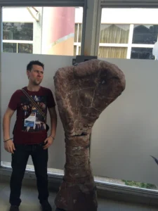 One of the leg bones of one of the new dinosaurs! A very humerus photo.