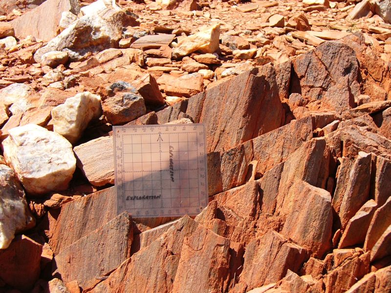 Features from the Field: Stretching Lineations
