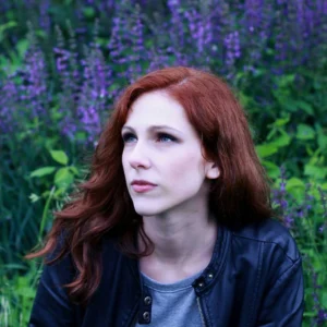 A photo portrait of Dr. Ines Tomašek