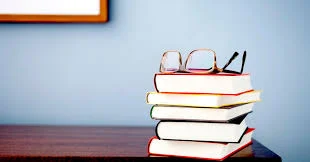 Pros & cons of an academic life