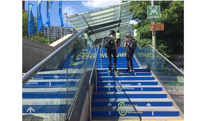 Some first impressions on the first hybrid EGU General Assembly