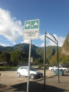 Photo 4 - Evacuation route sign
