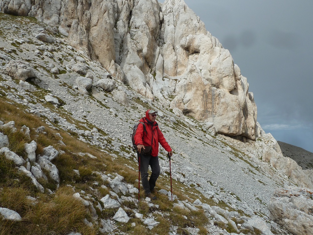 Fabrizio Storti, editor in chief of Solid Earth, during fieldwork.